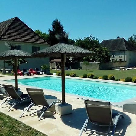 Отель Le Domaine Des Papillons Beaujeu-Saint-Vallier-et-Pierrejux Экстерьер фото